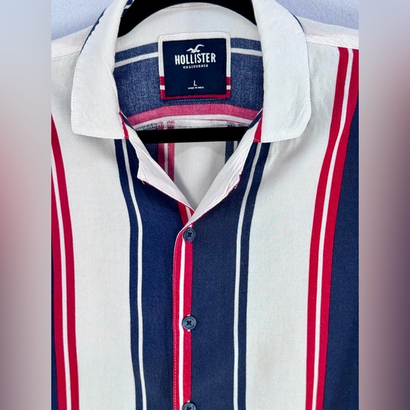 Men’s Hollister Red White And blue Casual Button Down Short Sleeve Shirt Sz L - Picture 4 of 7